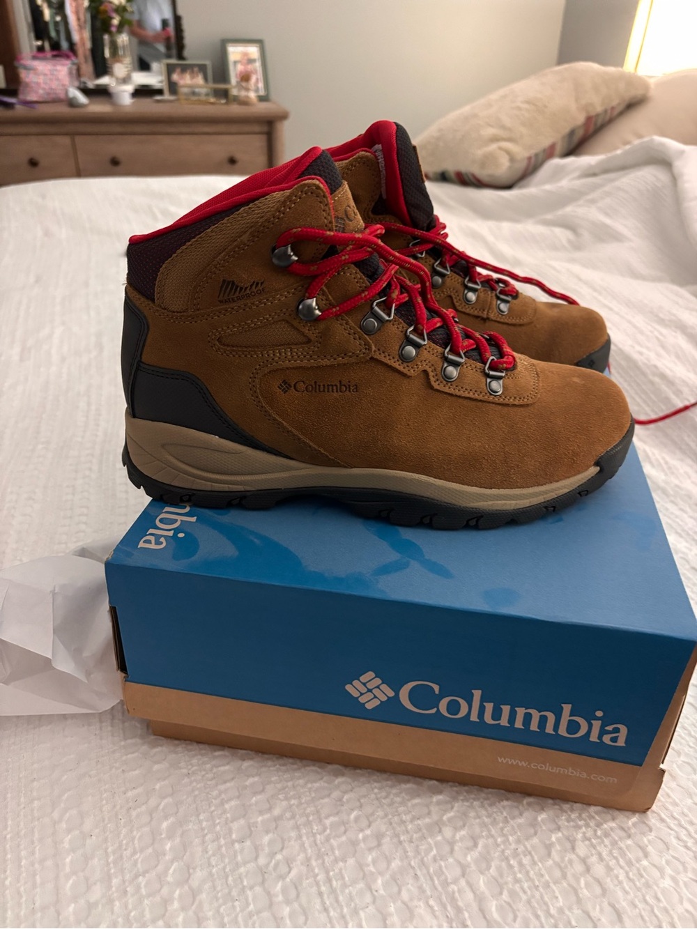Columbia Tan Suede Hiking Boots with Red Accents